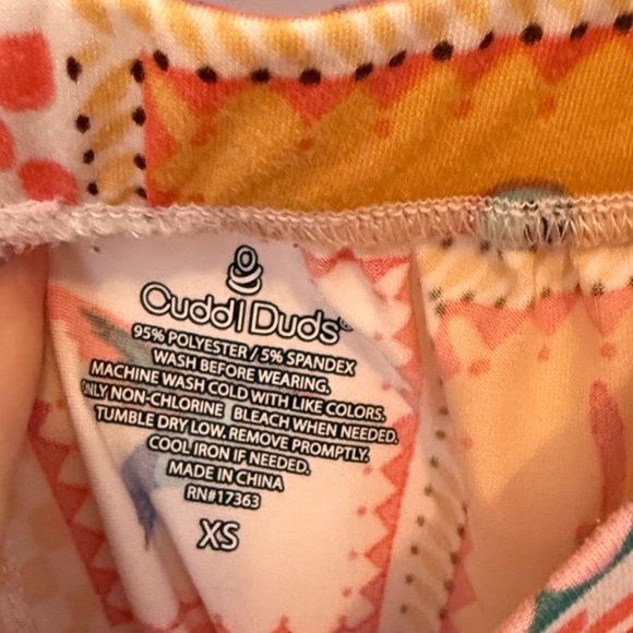 Cuddl Duds Allover Print Short Sleeve Sleep Shirt & Bermuda Shorts Pajama Set XS - Picture 4 of 10